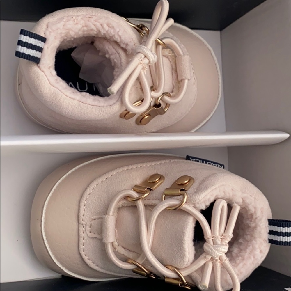 Infant shoes - Picture 4 of 4
